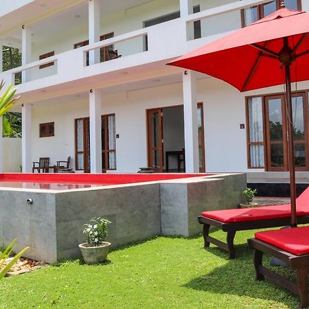 Villa Red Pool Hikkaduwa Dış mekan fotoğraf