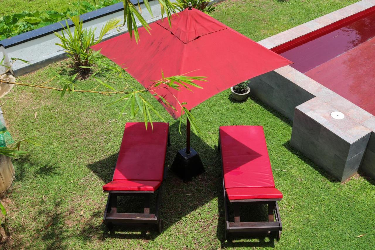Villa Red Pool Hikkaduwa Dış mekan fotoğraf