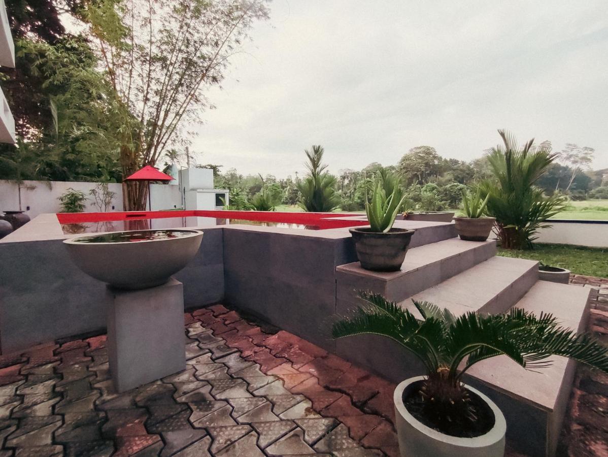 Villa Red Pool Hikkaduwa Dış mekan fotoğraf