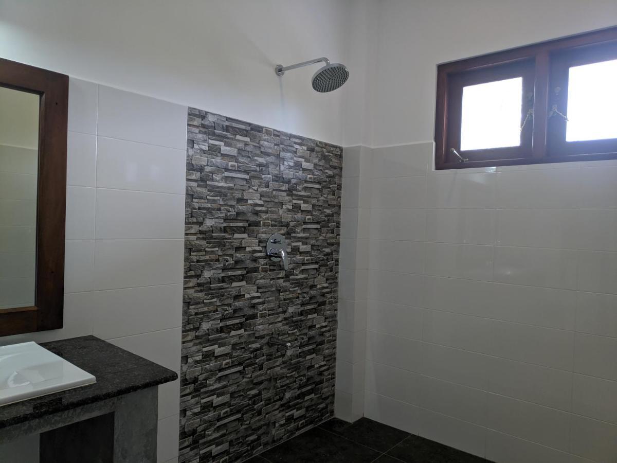 Villa Red Pool Hikkaduwa Dış mekan fotoğraf